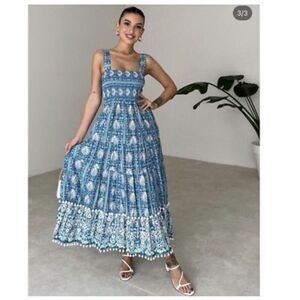 NWT Zara Floral Smocked Dress Size Large Blue